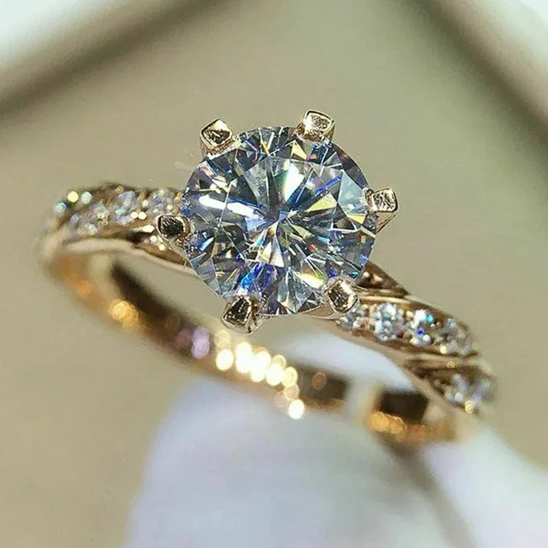Classic 6-Claw Cubic Zirconia Ring