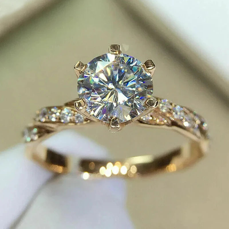 Classic 6-Claw Cubic Zirconia Ring